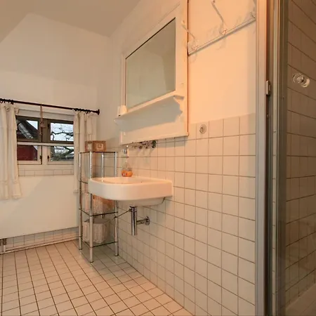 Fh- Alte Segeltuchweberei Holiday home Born