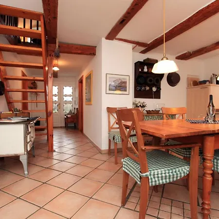 Holiday home Fh- Alte Segeltuchweberei Born